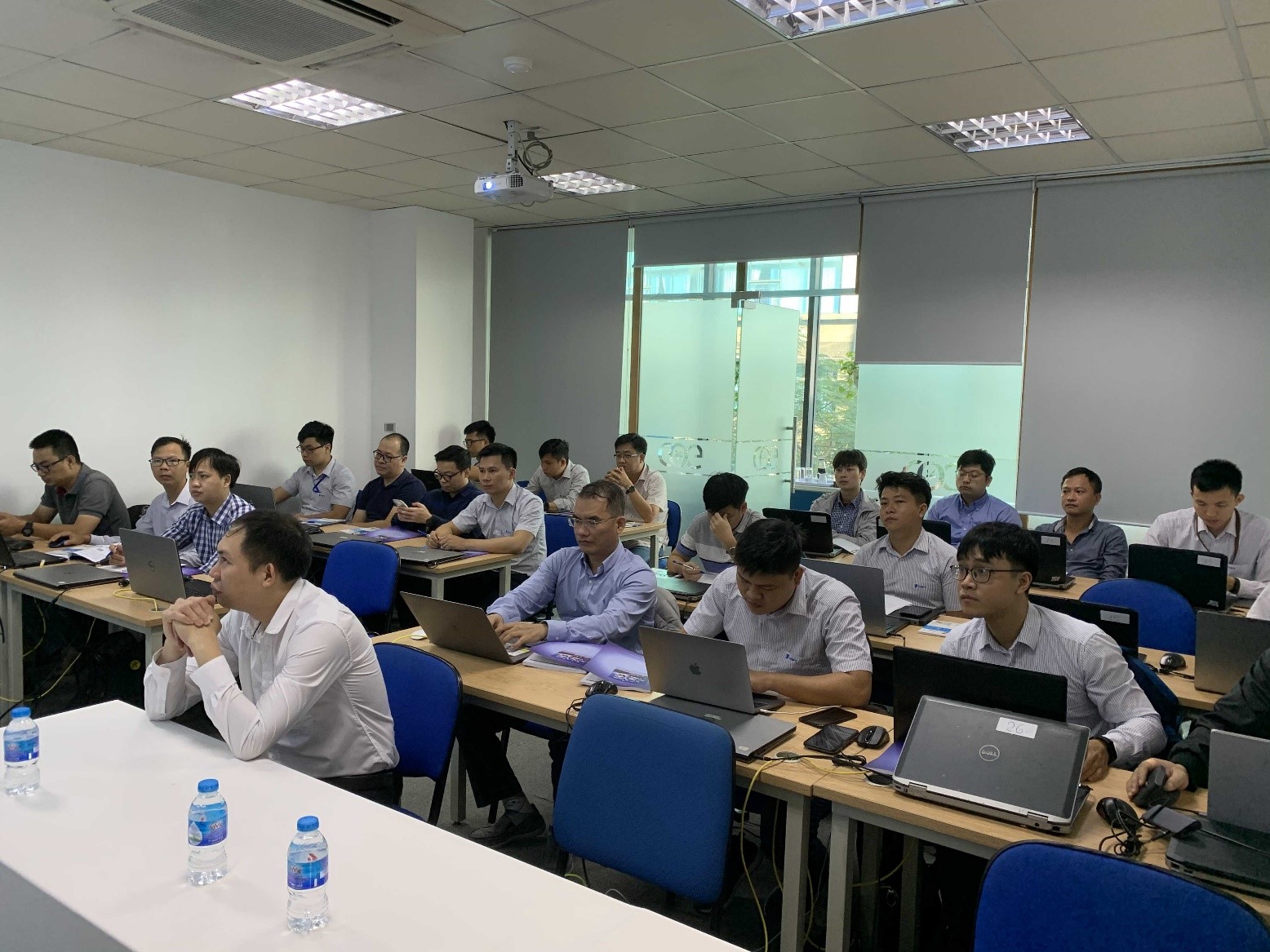 Các cán bộ thuộc Công ty Công Nghệ Thông Tin VNPT - VNPT IT tham gia khóa đào tạo kiến trúc sư phần mềm CITA - Foundation do COE Việt Nam do COE Việt Nam tổ chức