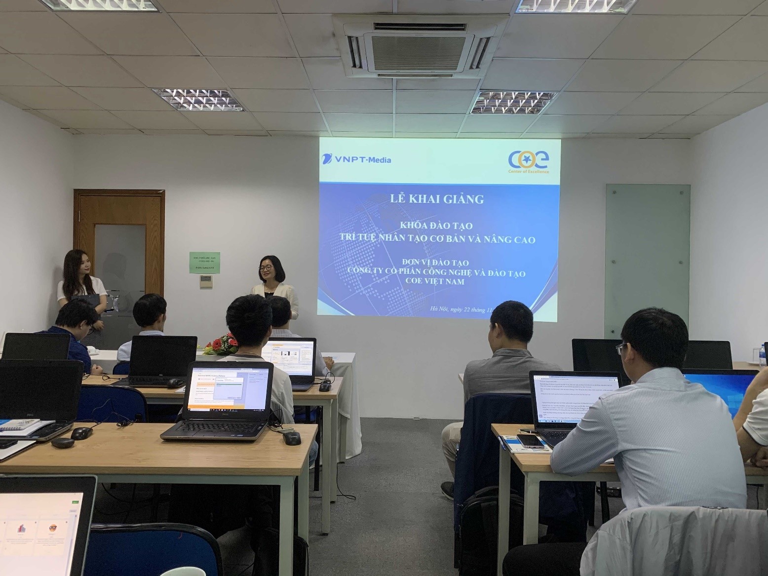 VNPT tin tưởng lựa chọn COE Việt Nam là đơn vị triển khai khóa đào tạo: “Trí tuệ nhân tạo cơ bản và nâng cao”