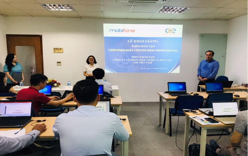 Khoá đào tạo Certified Data Center Risk Professional dành cho 20 học viên đến từ Trung tâm quản lý, điều hành mạng đã diễn ra thành công tốt đẹp.